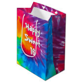 Psychedelic Tie Dye Sweet 16 Medium Cadeauzakje (Voorkant Gekanteld)