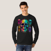 Psychedelische Neon Skulls: een levendige digitale T-shirt (Voorkant volledig)