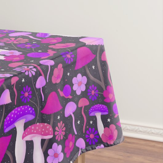 Psychedelische paddenstoelen en Floral roze, Paars Tafelkleed (Voorbeeld)