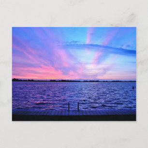 Psychedelische zonsondergang met roovy-kleuren briefkaart