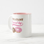 Psychiatrist Gift (Donuts) Tweekleurige Koffiemok (Voorkant links)