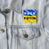 Puck Futin Button - geen oorlog - vrijheid voor Oe (In situ)