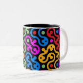 Puddles gevuld tweekleurige koffiemok (Voorkant rechts)