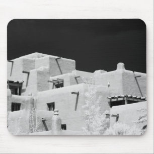 Pueblo stijl adobe Inn bij Loretto, Santa Fe, New Muismat