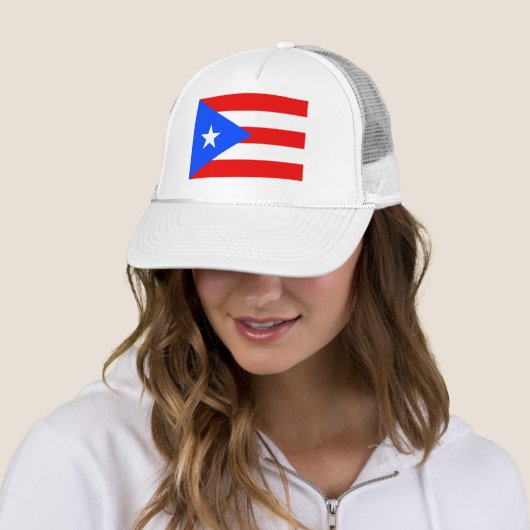 Puerto Rico Flag Trucker Pet (In situ)