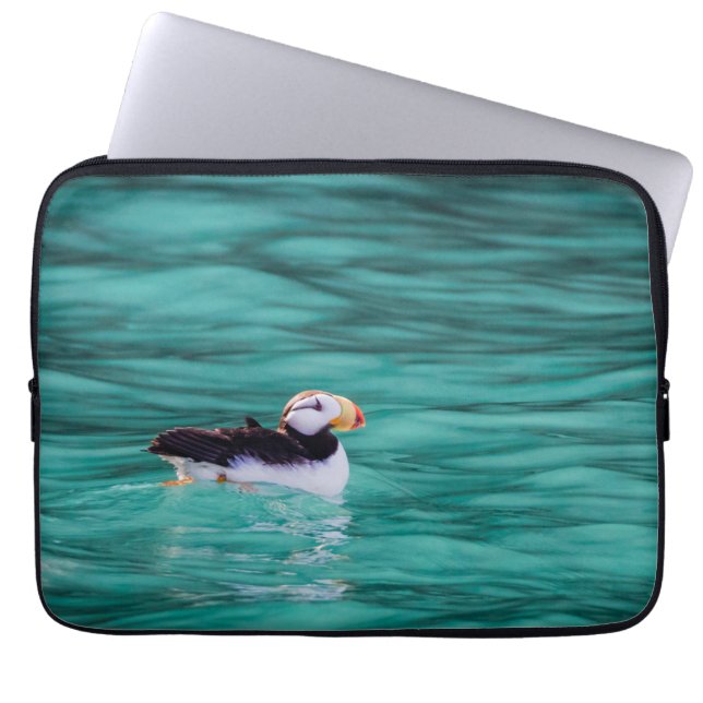 Puffin in Resurrection Bay, Alaska Laptop Sleeve (Voorkant)