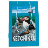Puffins & Cruise Ship - Ketchikan, Alaska Medium Cadeauzakje (Voorkant)