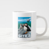 Puffins & Cruise Ship - Sitka, Alaska Grote Koffiekop (Rechts)