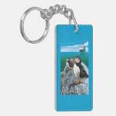 Puffins kijken naar een cruiseschip sleutelhanger (Voorkant Links)