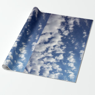 Puffy Clouds on Blue Sky cadeauomslag Cadeaupapier