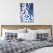 Puffy Clouds on Blue Sky Canvas Afdruk (Insitu (Slaapkamer))
