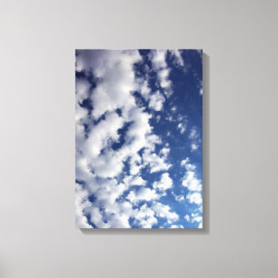 Puffy Clouds on Blue Sky Canvas Afdruk