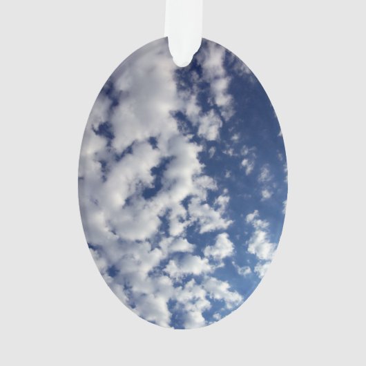 Puffy Clouds on Blue Sky Ornament (achterkant)