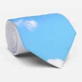 Puffy White Clouds en Blue Sky Stropdas (Opgerold)