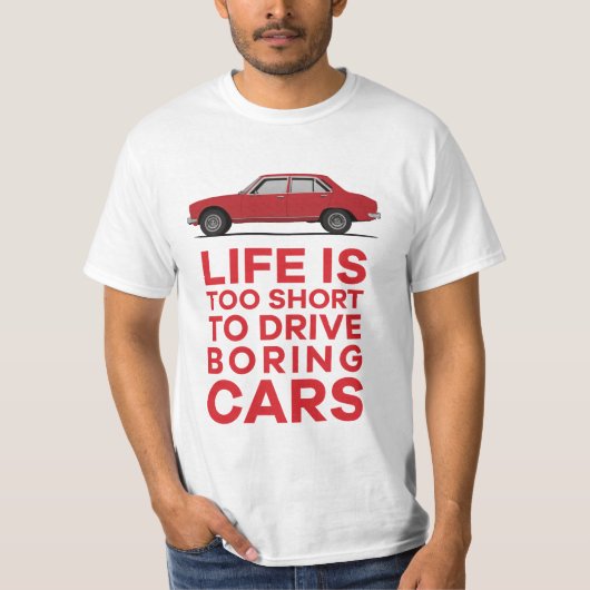 Pug 504 - Het leven is ook... saaie auto's T-Shirt (Voorkant)