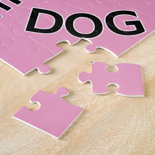 Pug Crazy Little Dog op roze Legpuzzel (Zijkant)