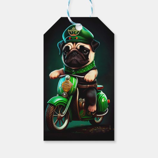 Pug Dog Driving Bike St. Patrick's Day Cadeaulabel (Achterkant)