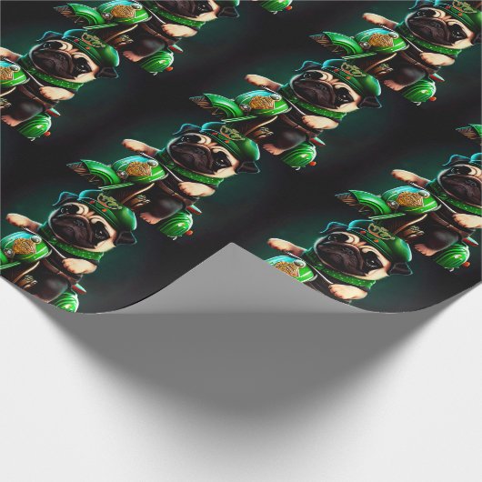 Pug Dog Driving Bike St. Patrick's Day Cadeaupapier (Hoek)