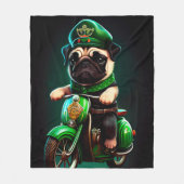 Pug Dog Driving Bike St. Patrick's Day Fleece Deken (Voorkant)
