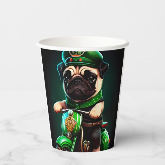 Pug Dog Driving Bike St. Patrick's Day Papieren Bekers (Achterkant)