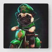 Pug Dog Driving Bike St. Patrick's Day Vierkante Klok (Voorkant)