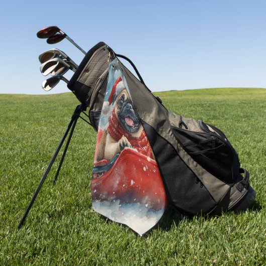 Pug Dog in Sledge Laat het Sneeuw Kerstmis Golfhanddoek (Groen)