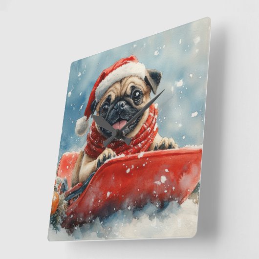 Pug Dog in Sledge Laat het Sneeuw Kerstmis Vierkante Klok (Hoek)