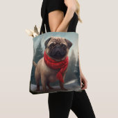Pug Dog in Sneeuw Kerstmis Tote Bag (Dichtbij)