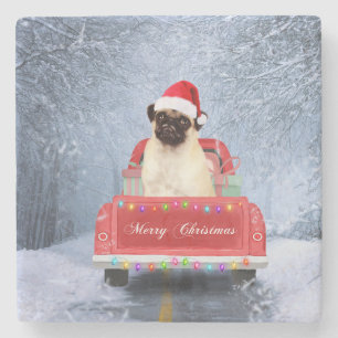 Pug Dog in sneeuw, met kersttruck Stenen Onderzetter