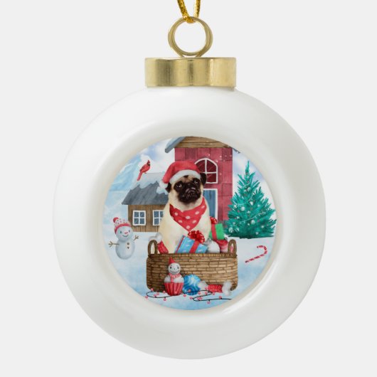Pug Dog in sneeuwkerst Keramische Bal Ornament (Voorkant)
