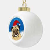 Pug Dog in Sneeuwkerstfeest Kunstportret Keramische Bal Ornament (Rechts)