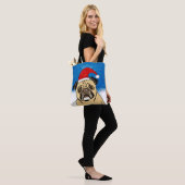 Pug Dog in Sneeuwkerstfeest Kunstportret Tote Bag (Op model)