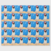 Pug Dog Op Strand Kerstmis Santa Hoed Cadeaupapier (Vlak)