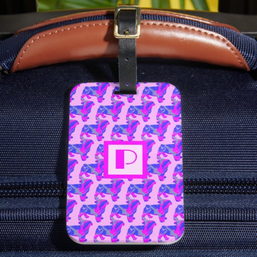 Pug Dog Pink & Blue Silhouette Monogram Bagagelabel (Voorkant Insitu 2)