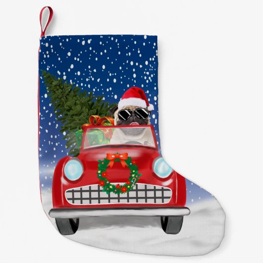 Pug Dog rijdende auto met sneeuwkerst Kleine Kerstsok (Voorkant)