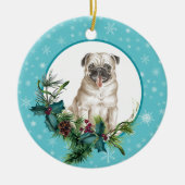 Pug Dog Snowflake Blue Lijst Holiday Bouquet Keramisch Ornament (Voorkant)
