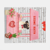 Pug Dog Valentijnsdag Kissing Booth Fleece Deken (Voorkant (Horizontaal))