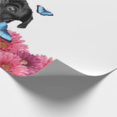 Pug Gerbera Butterflies | Cute Black Dog Cadeaupapier (Hoek)