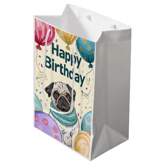 Pug Happy Birthday Medium Cadeauzakje (Voorkant Gekanteld)