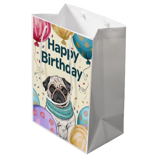 Pug Happy Birthday Medium Cadeauzakje (Achterkant Gekanteld)