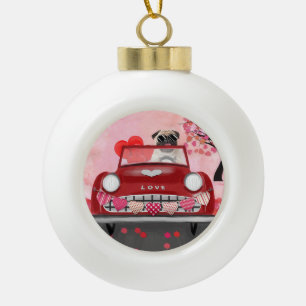 Pug Hond Auto met Hartjes Valentijnsdag Keramische Bal Ornament