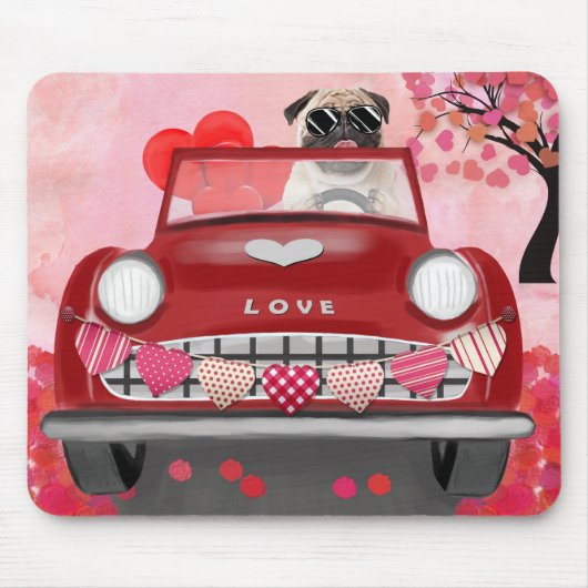 Pug Hond Auto met Hartjes Valentijnsdag Muismat (Voorkant)
