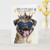 Pug Hond Koning voor een Dag Grappige Verjaardag Kaart (Gele Bloem)