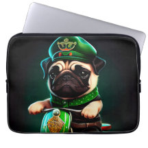 Pug Hond Rijden op Fiets St. Patrick's Day