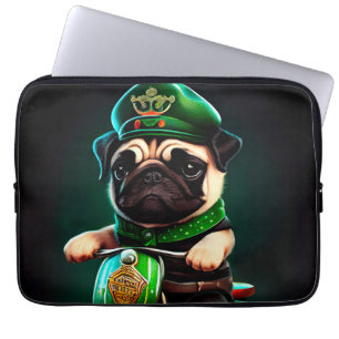 Pug Hond Rijden op Fiets St. Patrick's Day Laptop Sleeve