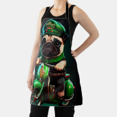 Pug Hond Rijdt op Fiets St. Patrick's Day Schort (Insitu)