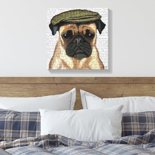 Pug in vlak Pet Canvas Afdruk (Insitu (Slaapkamer))