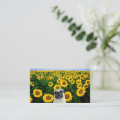 Pug in zonnebloemen visitekaartjes (Staand voorkant)