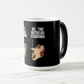 Pug je reguliere grootmoeder me de redhead grootmo magische mok (Voorkant rechts)