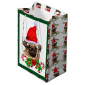 Pug kerst Merry Medium Cadeauzakje (Voorkant Gekanteld)